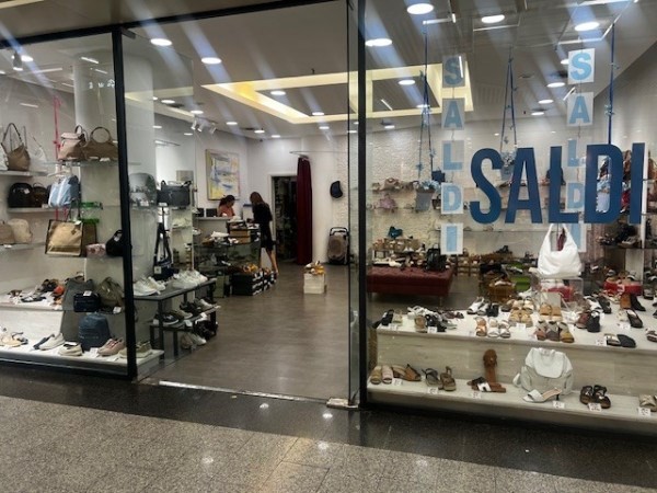 Centro commerciale I GRANAI